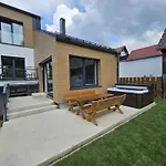Zenoria